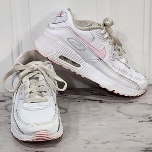 Nike Air Max 90 casual shoes size 3Y